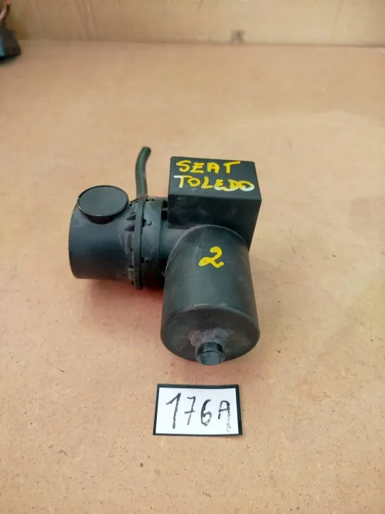 Keskitulppapumppu OEM ukonesera SEAT Toledolle image 2