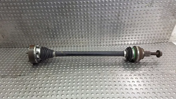 Semi-eje derecho trasero OEM S26380147 - Audi OE usado image 4