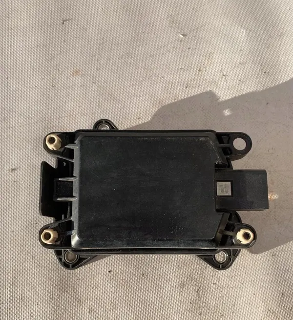 Radar Distronic OEM 9810093180 para Peugeot 308 II image 2