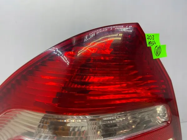 Linker achterlamp Mercedes C-Klasse W203 2.2 CDI A2038201964 image 4