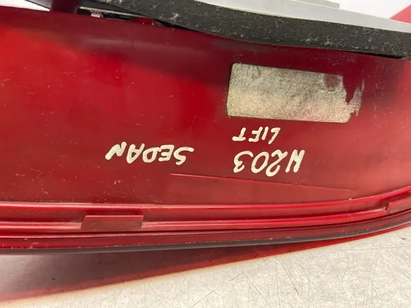 Linker achterlamp Mercedes C-Klasse W203 2.2 CDI A2038201964 image 9