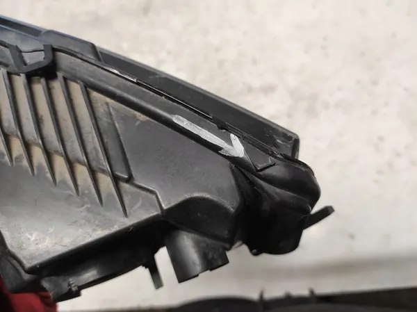 SKODA OCTAVIA 3 III LIFT 16 DRL LED Halógeno Direito 5E0941700F image 5