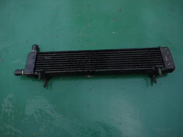Oliekoeler pakking OEM 8D33-7K177-CA Aston Martin DB9 image 2