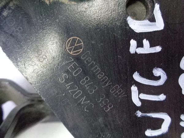 Rolos de porta deslizante direita VW Transporter T6 2.0 TDI image 5