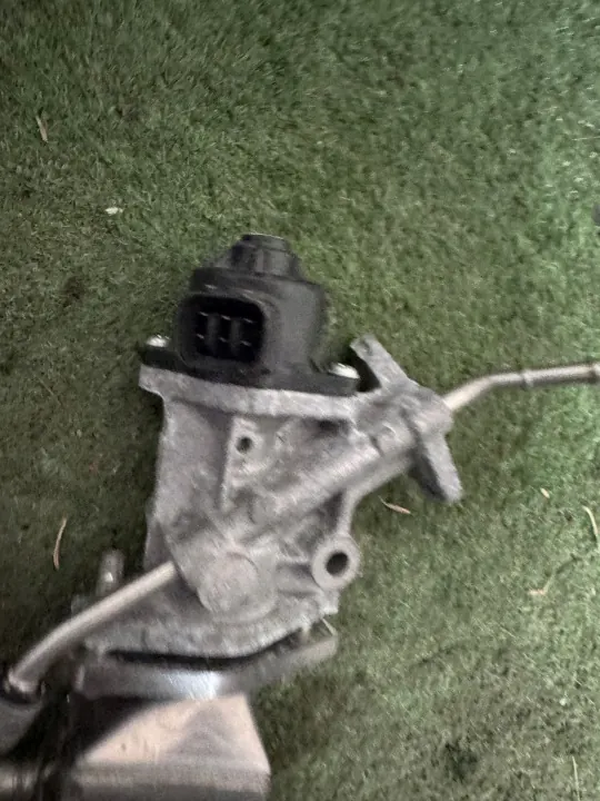 Arrefecedor EGR Toyota OEM 255456 - Estado Usado image 4