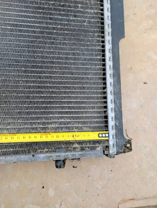 Vattenkylare Mercedes W124 E220 E200 M111 2.2 image 3