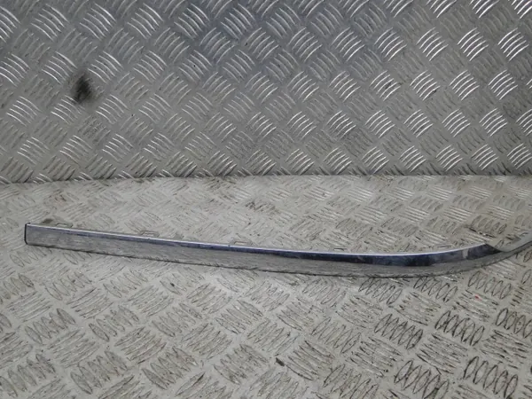 Bumper Chrome Strip Rechts Achter OEM 3G0853842 image 3