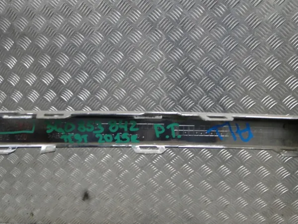 Bumper Chrome Strip Rechts Achter OEM 3G0853842 image 5