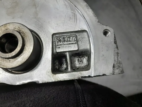 OEM 55193272 Kleppendeksel nokkenas voor Fiat Opel 1.3 CDTI image 6