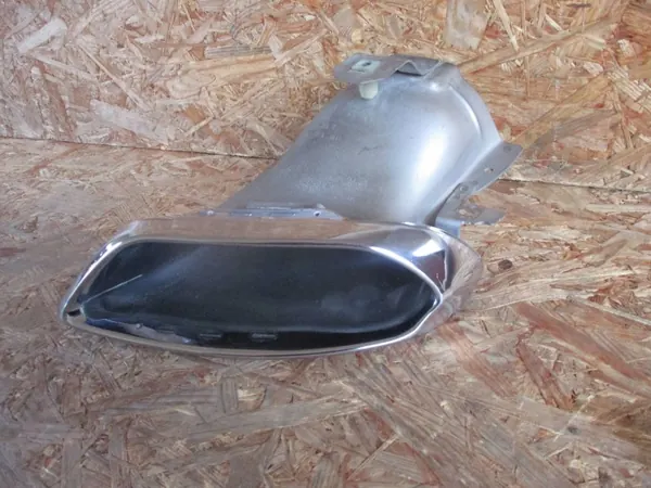Ford OE DS73-17G771-BB Embout d'échappement - Occasion image 3
