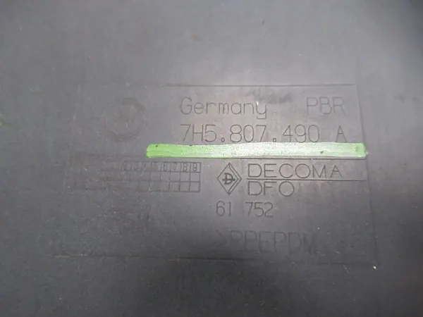 Tappo Griglia Anteriore Volkswagen T5 image 4