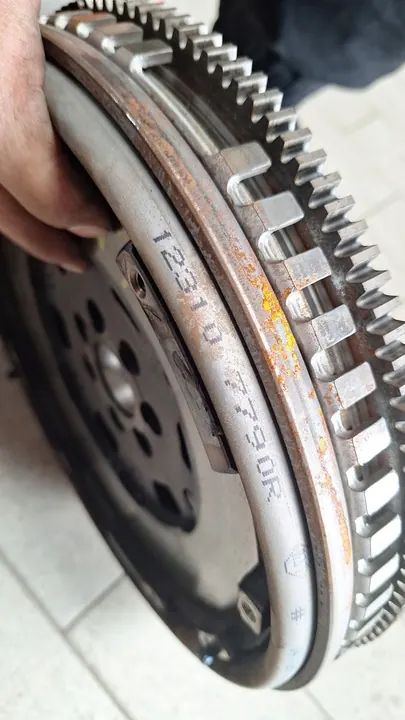 Volante de duplo massa Renault Kangoo IV 1.5 DCI image 4