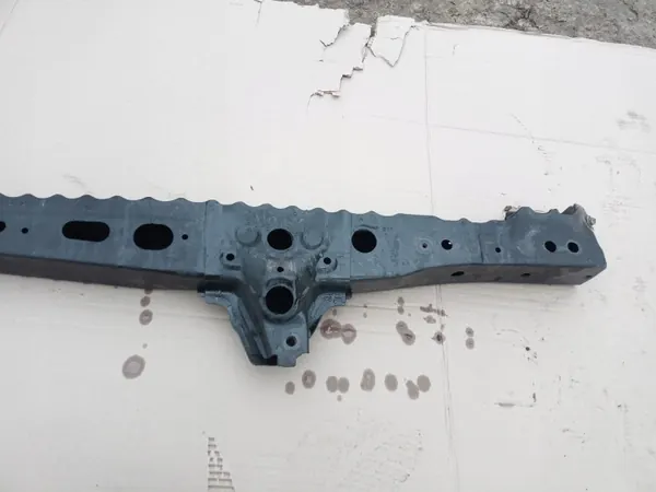 Traverse inférieure Toyota AURIS II 13-18 OEM image 7