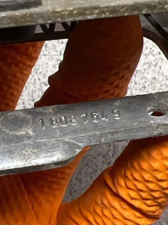 Poignée intérieure droite arrière OEM 1808764 BMW 5 E28 image 3