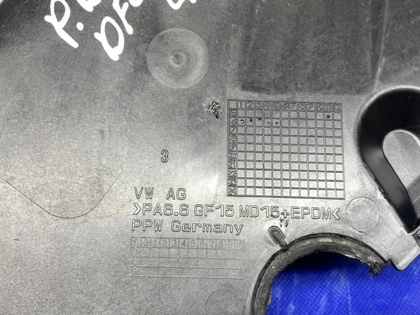 Jakoketjun kansi OEM 04L109107F VW Passat B8 2.0 TDI image 8