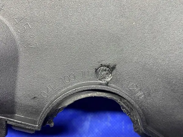 Jakoketjun kansi OEM 04L109107F VW Passat B8 2.0 TDI image 9