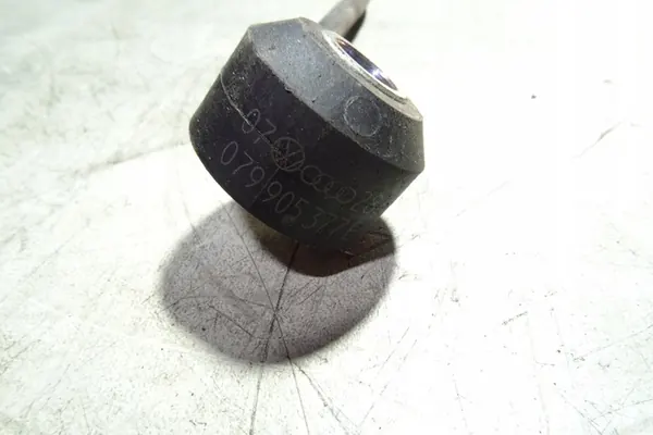 Sensor de impacto AUDI A4 4.2L gasolina 2005 OEM 079905377E image 2