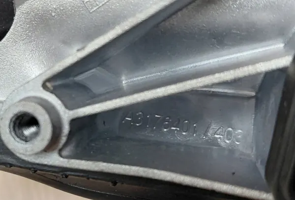 Triangle de fixation rétroviseur droit Mercedes GLC W253 OEM image 7