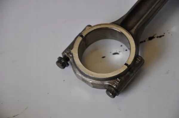 Pleuel OEM CKF für Škoda Octavia III Combi 2014 image 4