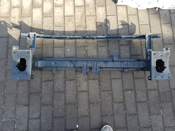 VW Passat B8 Lift Frontstoßstangen-Träger OEM 3G0807611A image 4