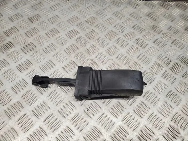 Audi Q3 83A ovenpysäytin OEM 83A837249 Etu image 5