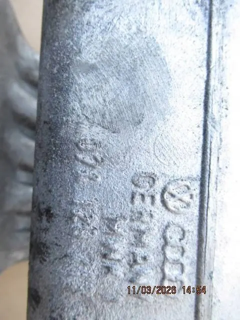 Gebruikt inlaatspruitstuk OEM YQY4133 voor VW Transporter image 4