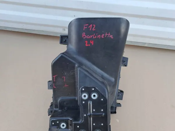 OEM 084819700 Conduto de ar esquerdo para Ferrari F12 image 8