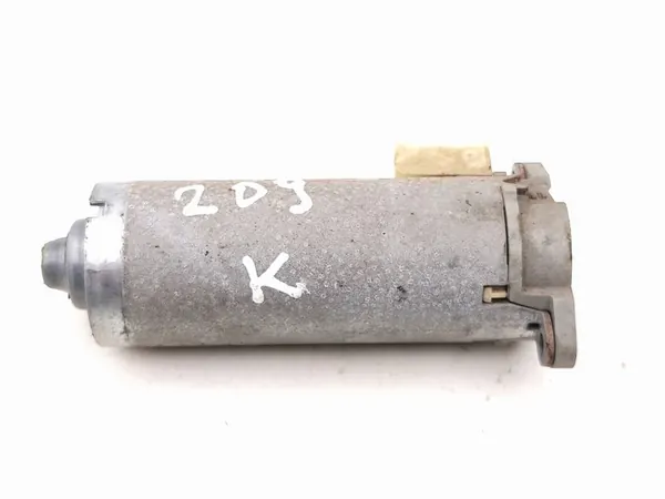 BMW 7 E65 E66 Sätmotor 2004 OEM 1214001 image 5