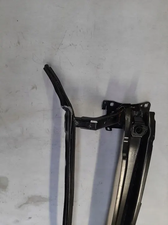 VW GOLF VIII Etupuskuri Vahvistus 5H0807651E image 4