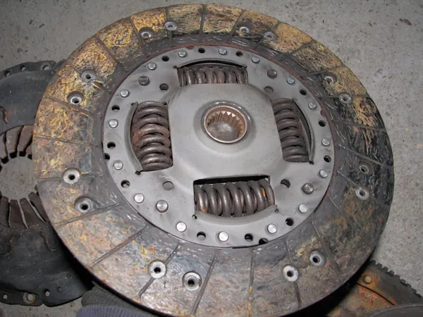 OPEL VIVARO A 06 R 1.9 DI Kytkinosa OEM image 5