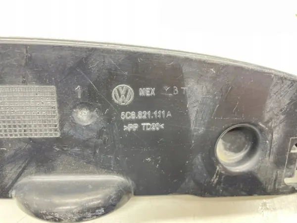 Extremidade de para-lamas VW Jetta III OEM 5C6821111 - Usado image 4