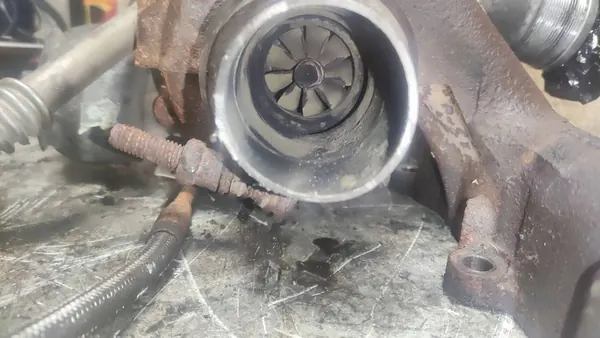 Turboalimentador Opel Vectra C 1.9 CDTI 55205474 image 5