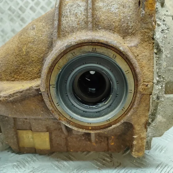 Différentiel arrière Lexus RC 4111024250 5.0L 2016 image 3