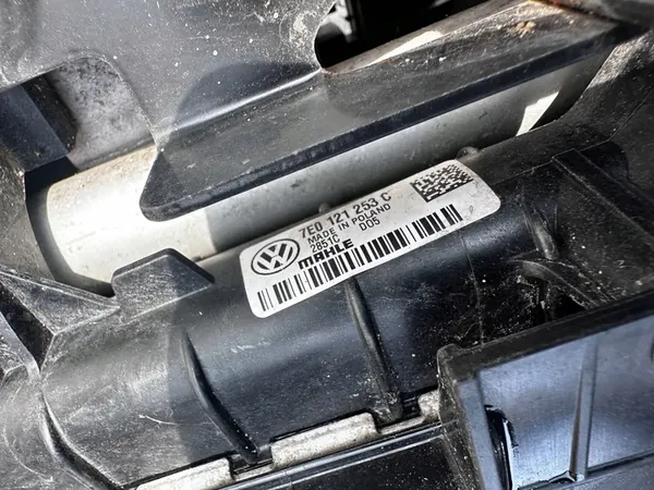 T6.1 Främre Förstärkningsbalk 2.0d Komplett OEM 7E0121205H image 9