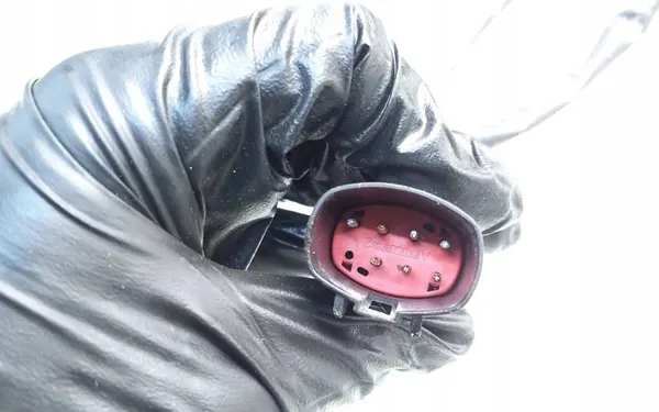 Kraftstoffpumpe Ford Fiesta 1999 OEM 96FF9A543BC image 3