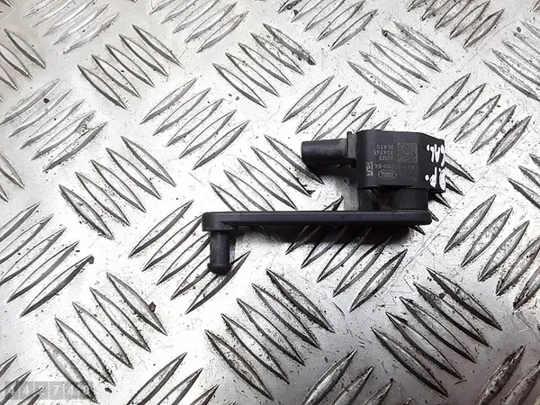 Capteur de niveau Jaguar F-Pace 2022 l8a23c280ba image 3