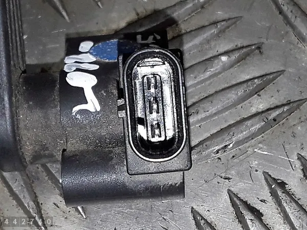 Capteur de niveau Jaguar F-Pace 2022 l8a23c280ba image 5