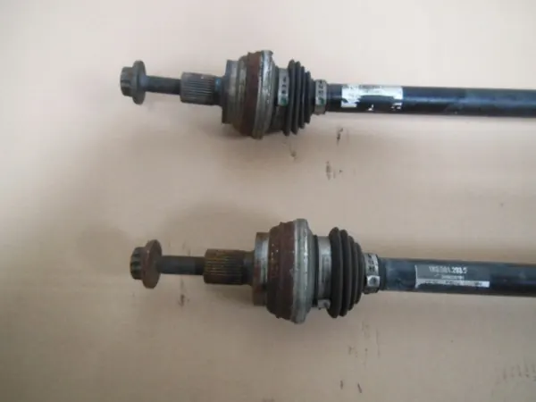 Bakre vänstra drivaxel VW Tiguan Audi Q3 image 3
