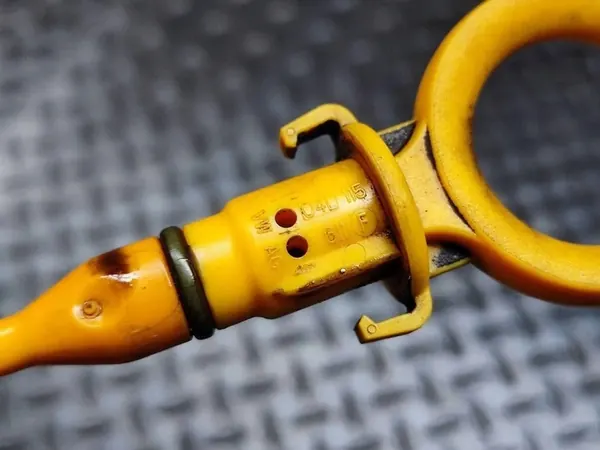 Jauge d'huile SKODA SUPERB I 2.0L diesel 2015 04L103634B image 2