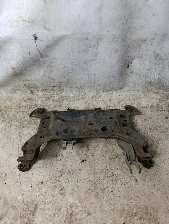 Volvo V40 II R-Design 2.0 T3 Cuna OEM 37L1G2285441 image 6