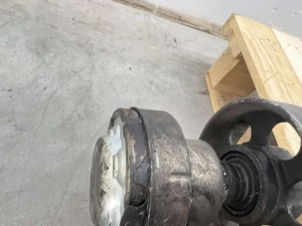 Arbre de Transmission Audi Q7 4L 3.0 TDI OEM 7L8521102C image 7