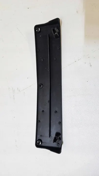 Cadre plaque immatriculation avant OEM A1178852600 Mercedes CLA image 4