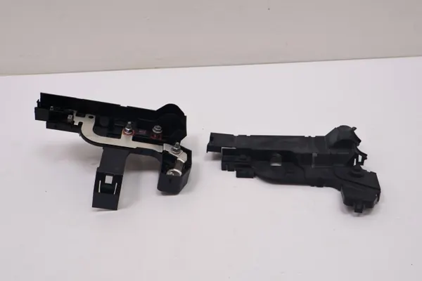 Volvo accuklem OEM 31473768 voor V60 II Hybride image 2