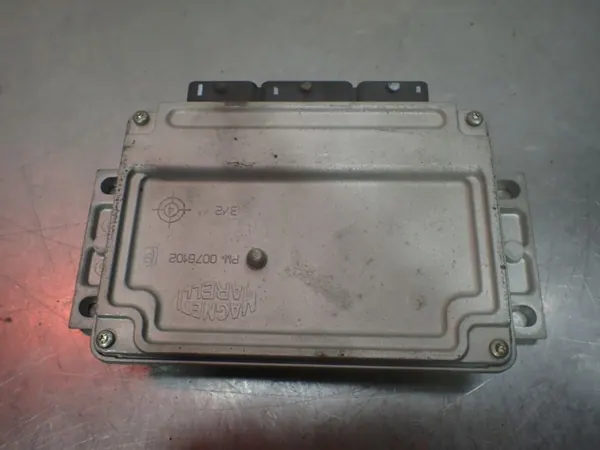Computadora Motor OEM 9656036380 para Peugeot 407 SW image 3