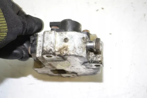 Soupape à carburant OEM 0281002877 pour Mercedes-Benz Actros image 3