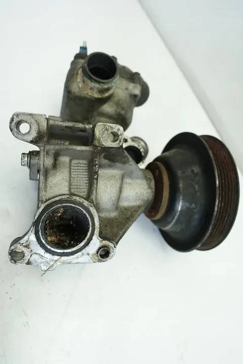 Vattenpump Termostat Mercedes-Benz image 8