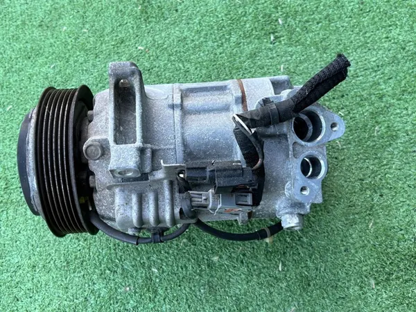 Compressore Renault OE 926004EB2A image 3