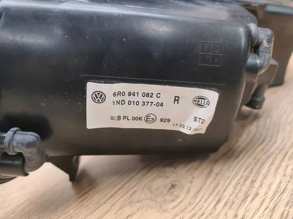 Volkswagen Polo V 6R 2013 Farol de neblina dianteiro direito OEM 6R0941062C image 6