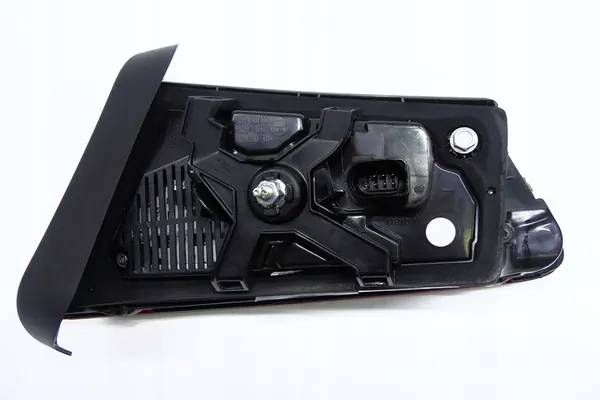 AUDI A6 C7 4G LIFT Luz Trasera Izquierda image 4