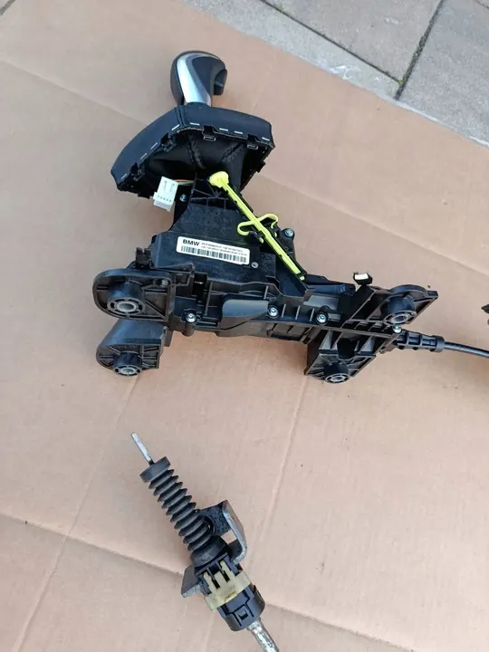 Steptronic-vaihteiston valintamekanismi BMW X1 F48 image 7